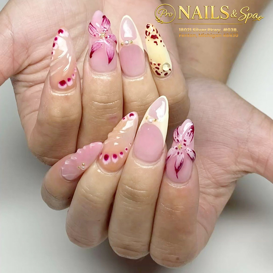 Pro Nails & Spa